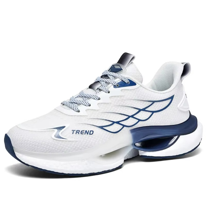 Trail Lightweight Sneakers