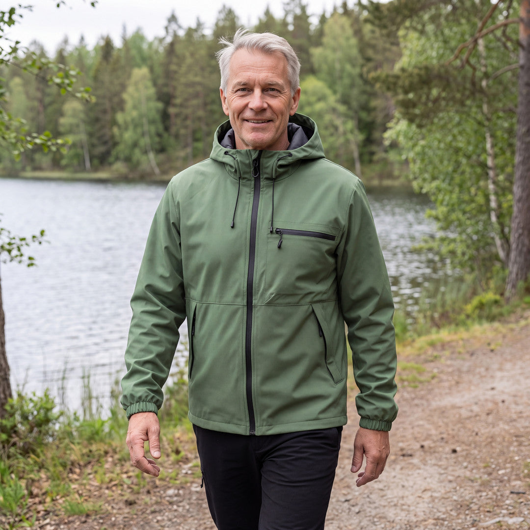 Aero Wind Jacket herr vid sjön
