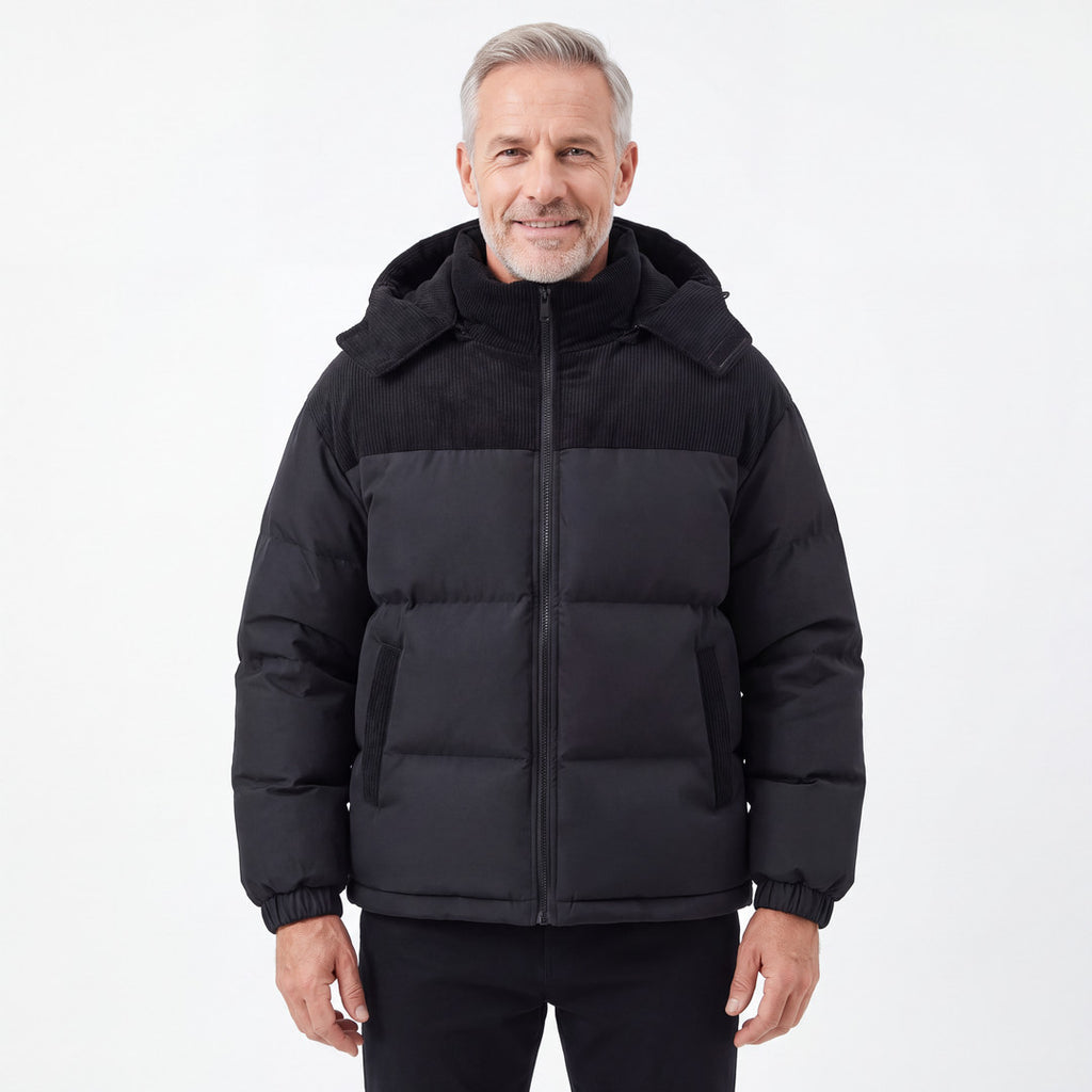 Cord Puffer Jacket för herr i svart, man framifrån mot vit bakgrund