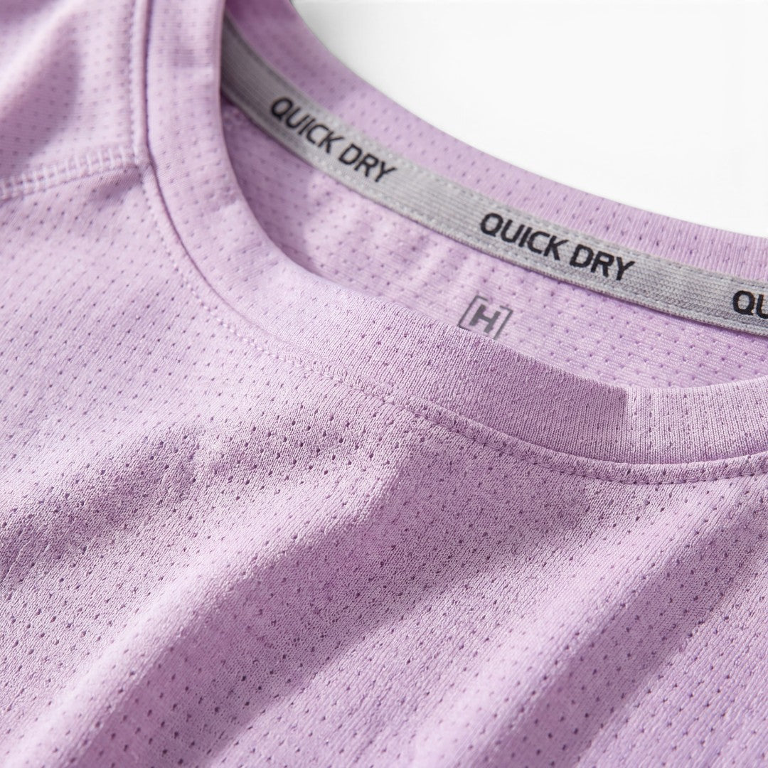 OUTDOORS NORDIC light purple quick-dry performance t-shirt with breathable mesh fabric and crew neckline