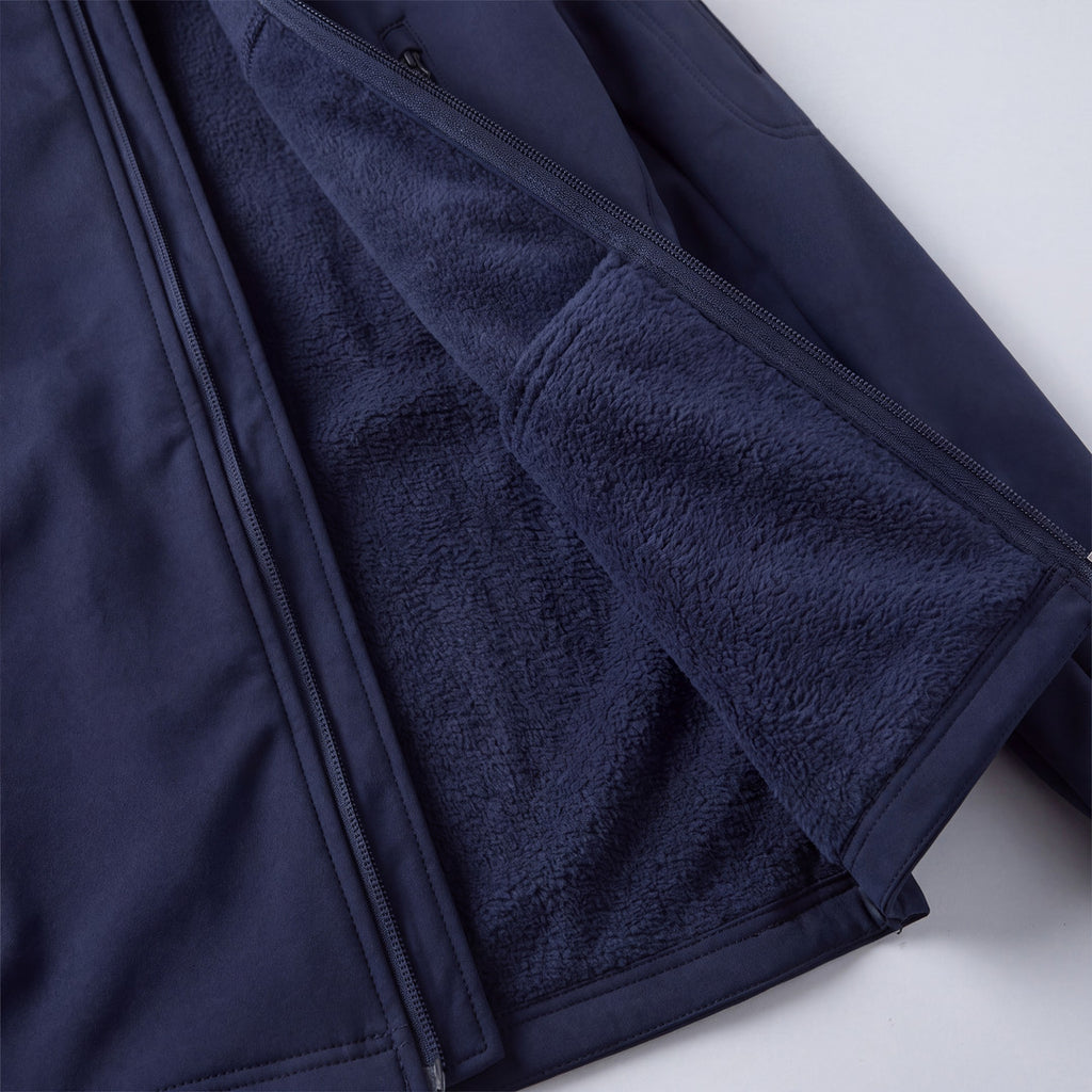 Det mjuka fleecefodret inuti Utility Softshell Jacket